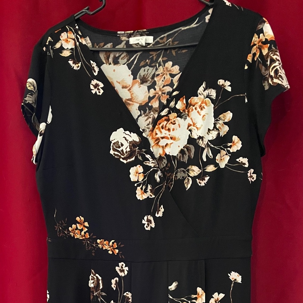 Short sleeve floral dress